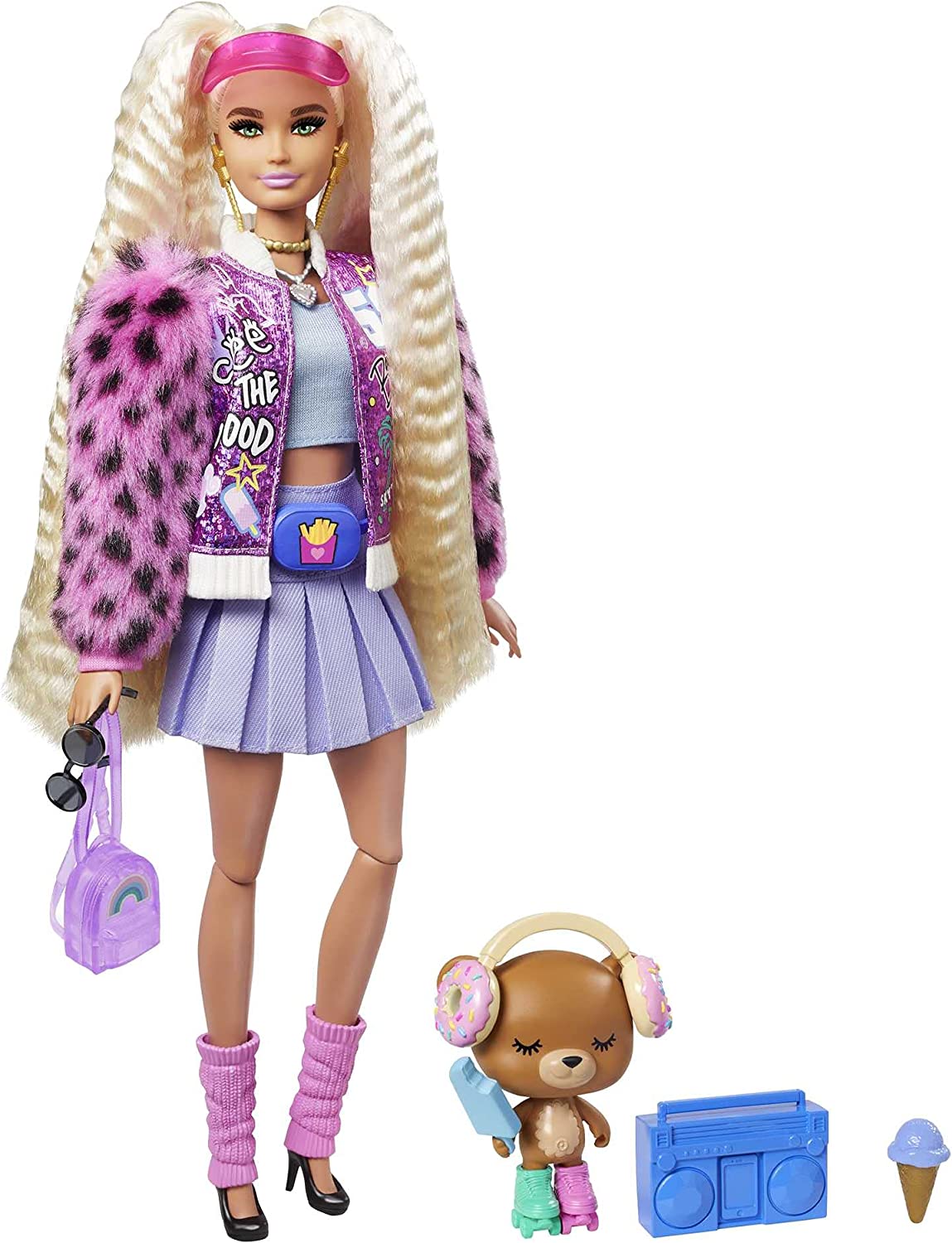 Barbie GYJ77 - Extra Puppe, mit College-Jacke mit pelzbesetzten Ärmeln und kleinem Teddybär
